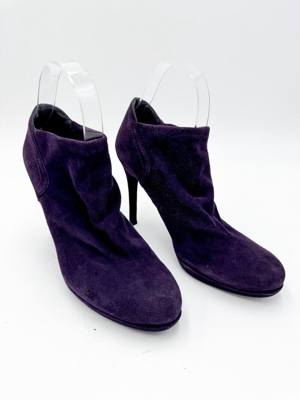 Stuart Weitzman Size 8 Purple Suede Stiletto Booties